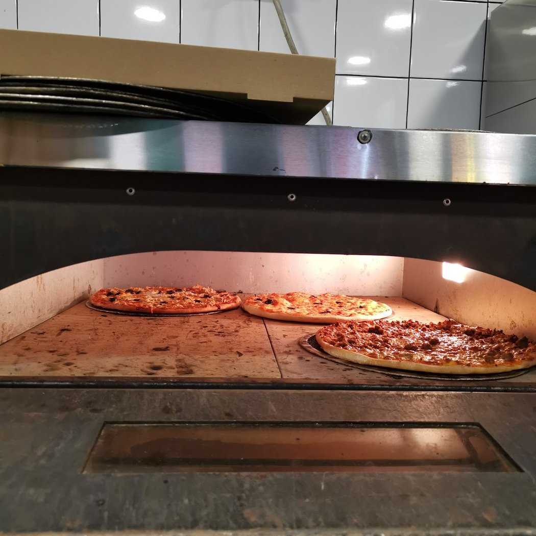 Adam O'PIZZA 1